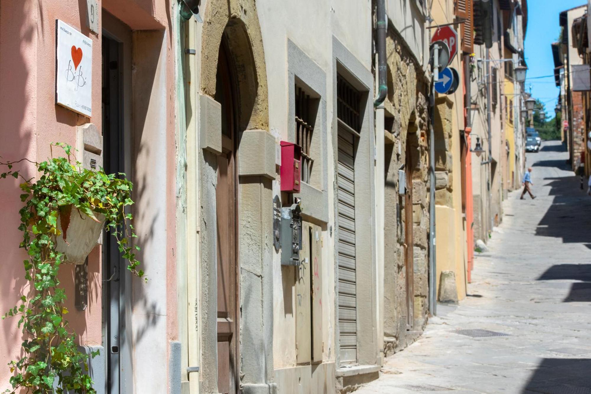 APPARTAMENTO LA FIABA DEL ROSAFRAGOLA - Possibilità di self check-in Arezzo Esterno foto